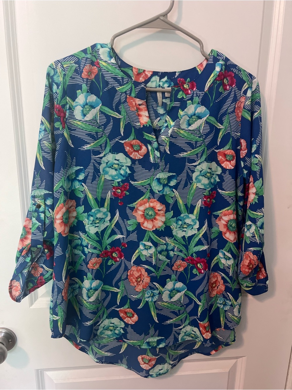 Women's Floral Top Size Small